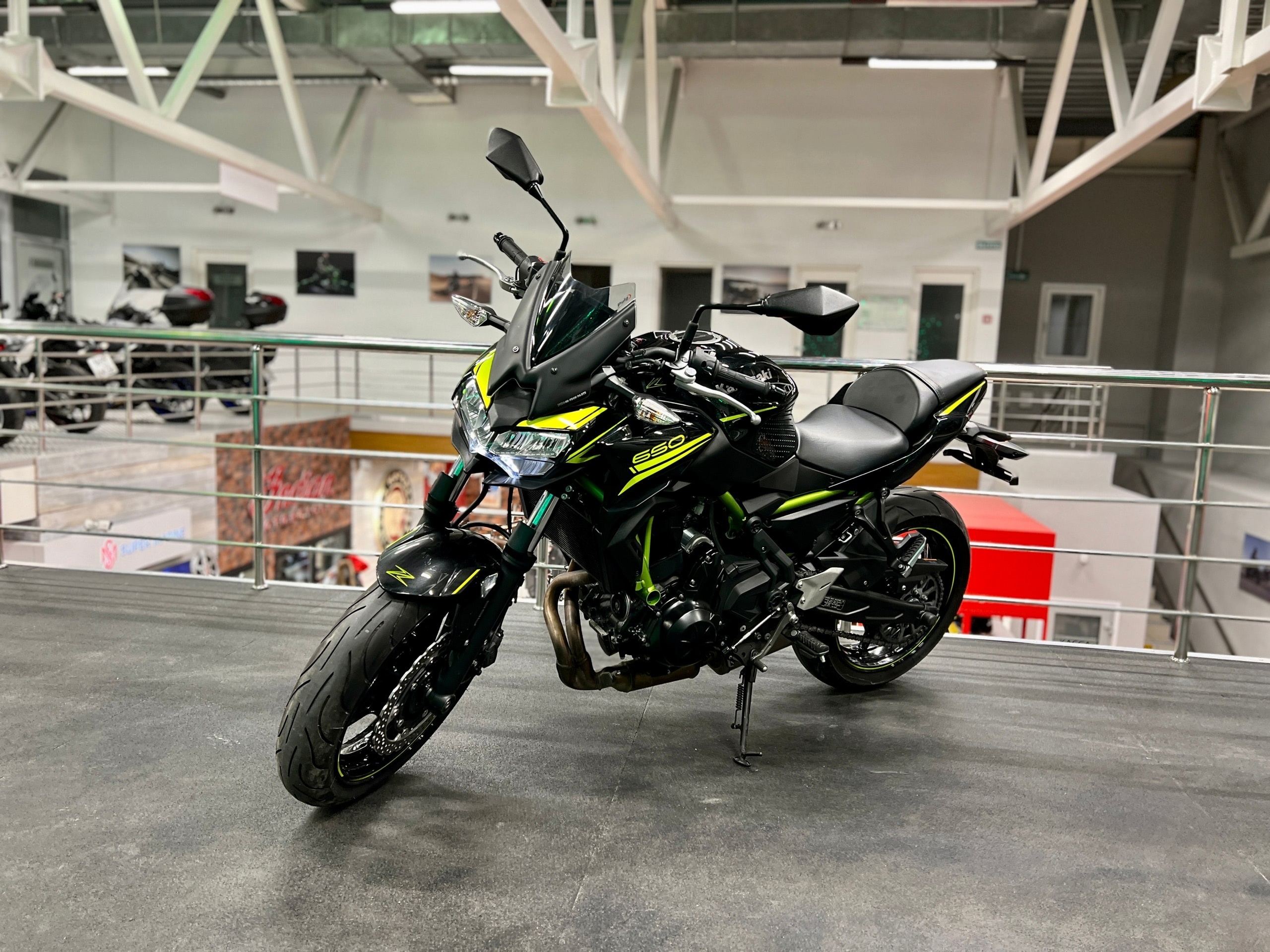 Мотоцикл Kawasaki Z650 2021 из Японии без пробега по России