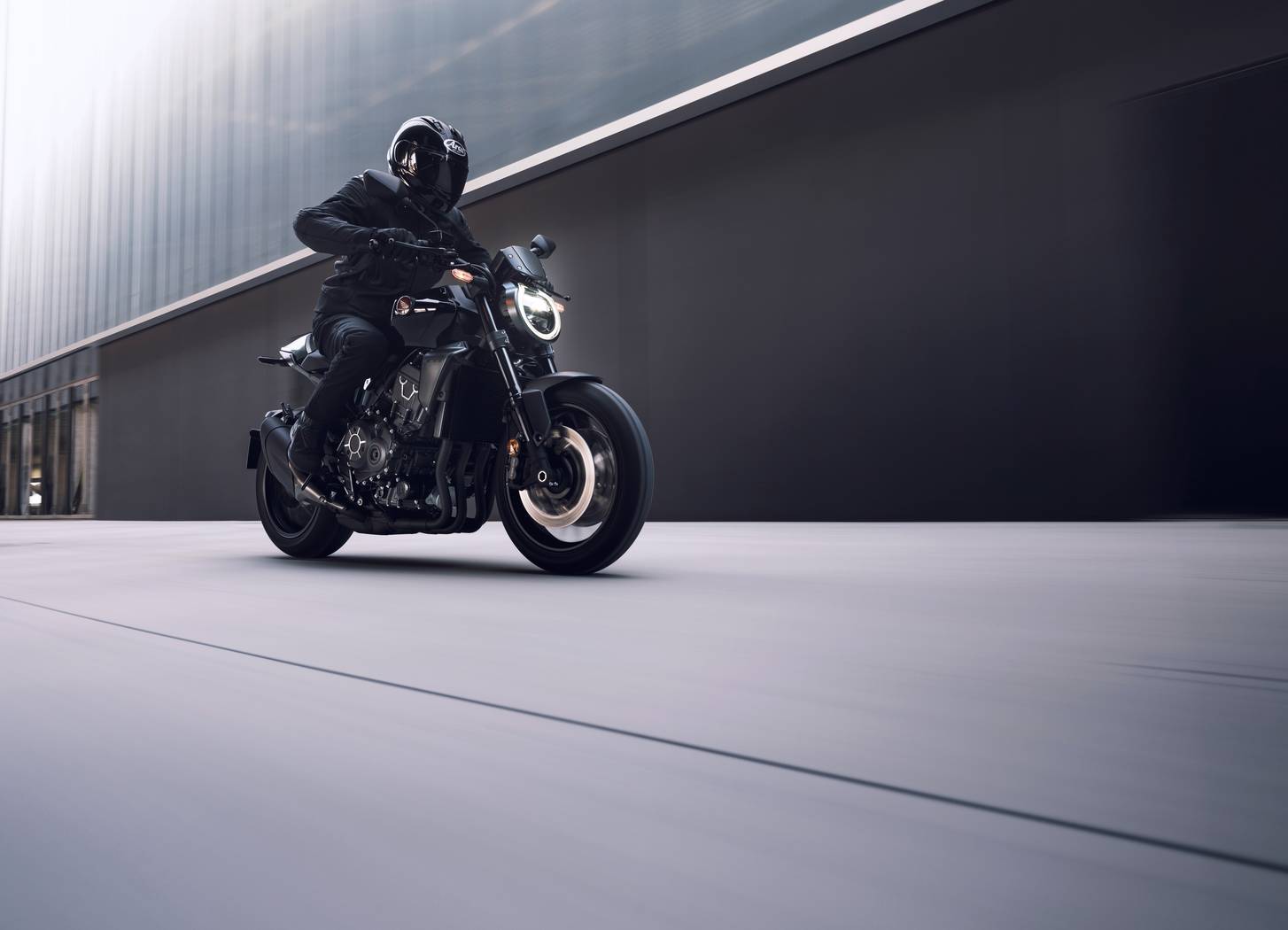 Мотоцикл Honda CB1000R Black Edition - 4