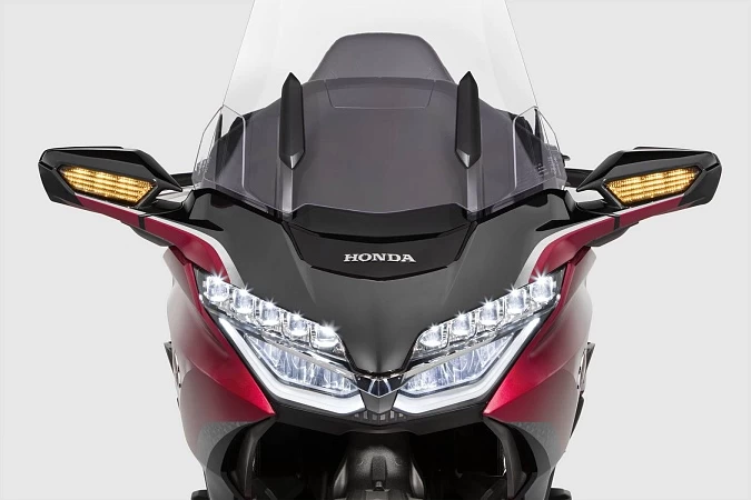 Мотоцикл Honda Gold Wing Tour — GL1800 MT Black - 5