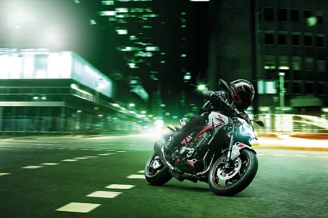 Мотоцикл Kawasaki Z900 Black&Green - 11